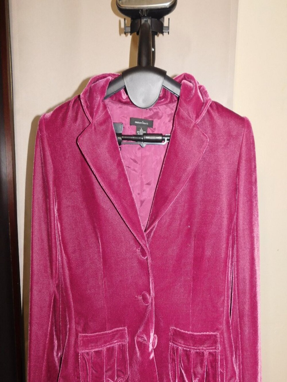 Vintage Pink velvet blazer Susan Lewis